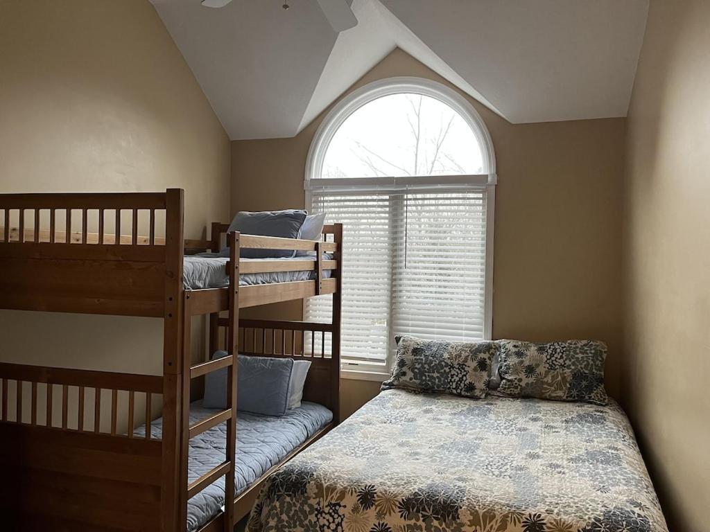 Beautiful Lake Harmony Townhouse At Big Boulder Lake And Ski Area Экстерьер фото